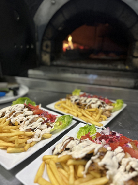 Kebab tanier s hranolkami (1,3,7,9,10) 