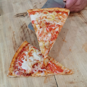 11. Pizza Kuracia 32cm