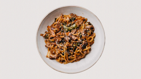 Udon rezance s kuracím mäsom