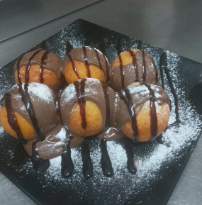 Mini Papanași cu Ciocolată