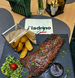 Coaste de Porc cu sos BBQ