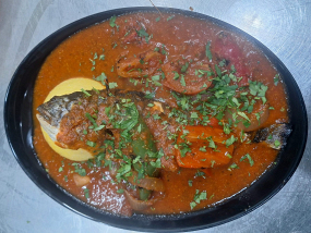 Saramură de Dorada cu Mămăligă