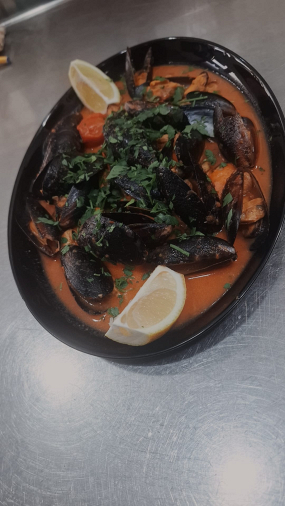 Midii în Sos Roșu/Alb