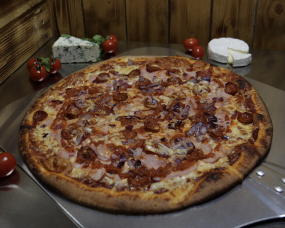 13. Pizza Adam (1,7) 1000g 🌶️