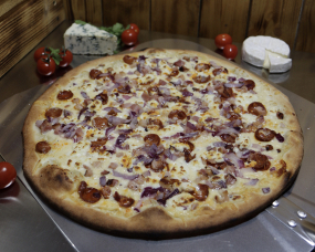 20. Pizza Lukáš (1,3,7) 1000g 🇸🇰