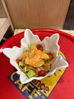25 Salade aux crevettes