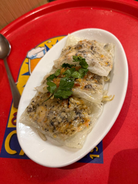 V6 Crêpes de riz vietnamiennes farcies à la vapeur