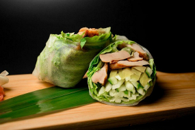 Z kurczakiem wędzonym