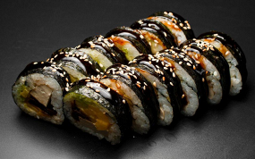 Futomak tofu, tykwa, papryka, awokado