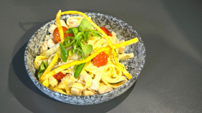 Tagliatelle con Pollo /1,3,7/