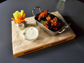 The Buffalo Wings /1,3,6,7,9,10,12/ (Pikantné)