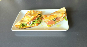 PIZZA Sandwich Prosciutto /1,7,8/