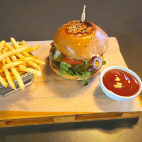 Jalapeňo Burger menu /1,3,7,10,11/