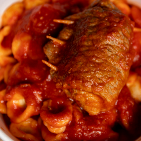 Braciola al sugo ( orecchiette ) 