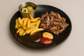 Pulled Pork cu Garnitură