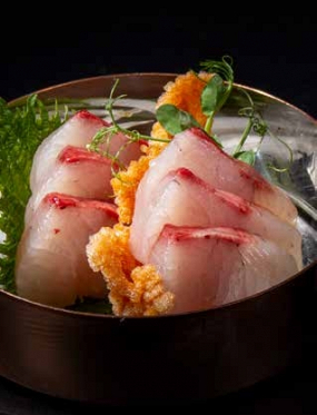 57.Sashimi di ricciola