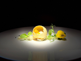 839 - Pani Puri mango burrata