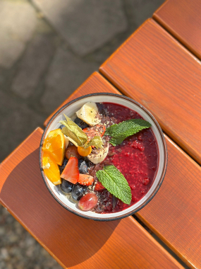 Bezlepková ovesná kaše s vanilkovým proteinem a čokoládou