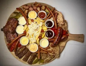 Platou Pui Mix | 4-5 persoane | 2h timp de onorare