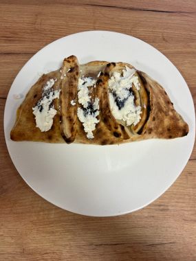 18. SPECIÁL CALZONE MARADONA
