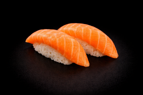 Salmon Nigiri 