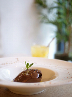 Crémeux au chocolat, huile E.V.O, fleur de sel