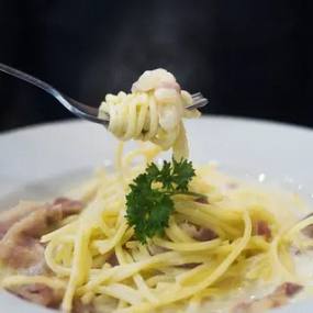 Spaghete Carbonara/ Spaghetti Carbonara
