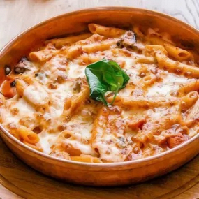 Penne al Forno/ Penne al Forno with Ragu