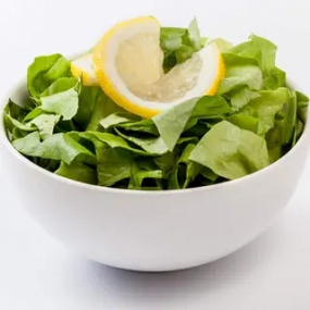 Salată Verde cu Lămâie