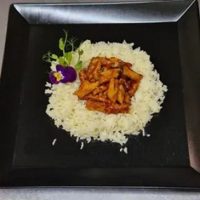 Puiul Picant si Domnișoara Parmezan 