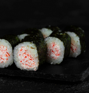 Maki s krabem