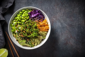 Poké bowl végatarien