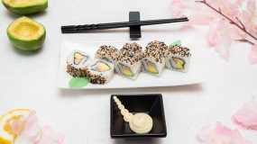 Thon cuit mayonnaise maki california