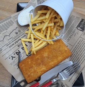 Výpražané rybie filé, dressing, príloha, polievka