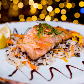 Somon Filé cu Orez Sălbatic