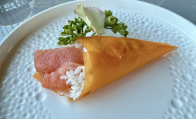 T12. TEMAKI SAKE PASTA SFOGLIA 1PZ