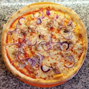 Pizza Tonno E Cipolla