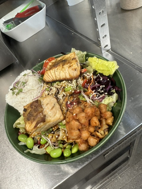 93. Lachs-Bowl 