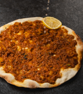 12. Lahmajo z wołowiną 2sz