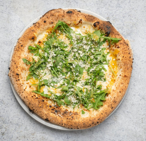 6 Formaggi e ruccola