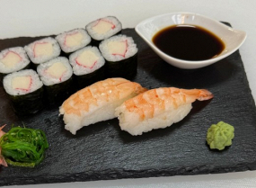 S12. 8ks maki krab, 2ks nigiri krevety