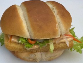 80. smažený sýr v housce