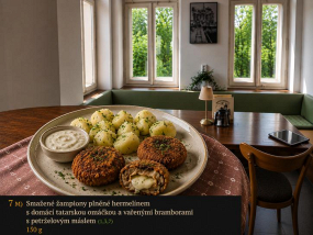 7 M) Smažené žampiony plněné hermelínem s domácí tatarskou omáčkou a vařenými bramborami s petrželovým máslem