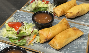 Smażone sajgonki z owocami morza, kremowe 2szt.