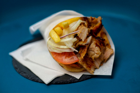 Gyros Pita (vom Schwein oder Hähnchen)