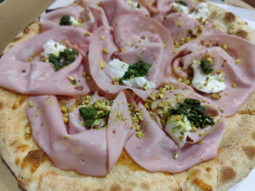 Pizza Mortadella & Fistic