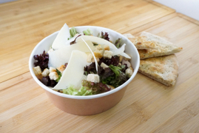 Salată cu Prosciutto Crudo