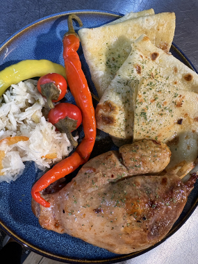 Kačacie stehno s lokšami 200 g (1,3,5,6,7)