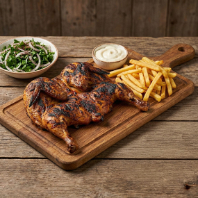 Halbes Hähnchen vom Kohlegrill (Menü)