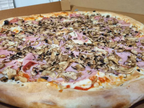 Pizza Prosciutto e Funghi